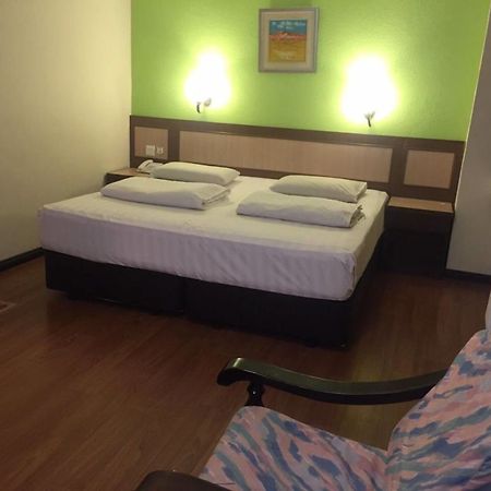 The Inn Hotel Kuala Terengganu Exterior photo